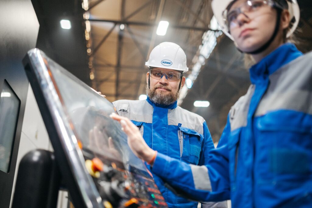 Indust6rial Workers Operating Machinery Indoors